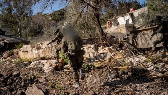 イスラエル、マリア像の口にタバコを置いた容疑者を投獄