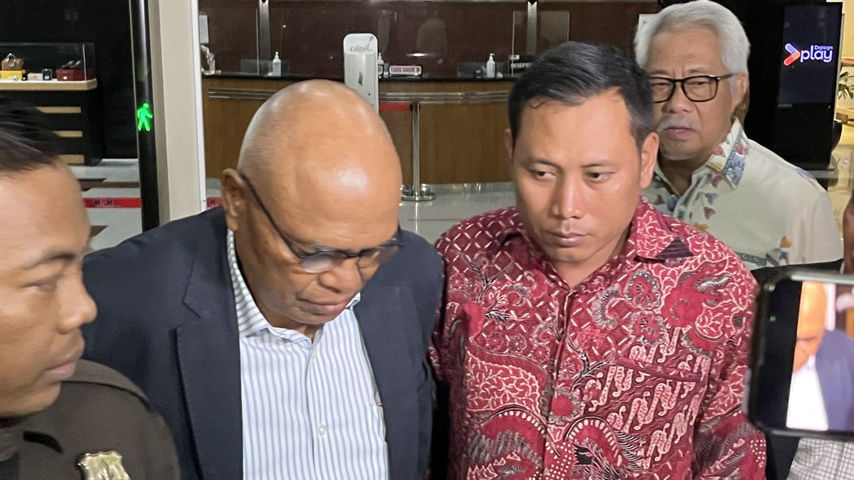 L’avocat de Heran Kusnadi, le personnel Hasto Kristiyanto, évité d’aller à l’étranger