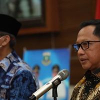 Wacana Mendagri Bikin Lomba Landaikan Kurva COVID-19 yang Dipertanyakan