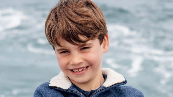 الأمير لويس يحتفل بعيد ميلاده الثامن، ويبدو وجهه شبيهاً بوجه وليام الأصغر