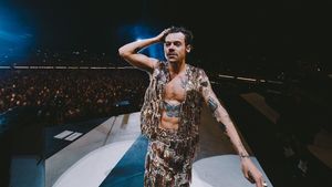 Solo Career Success, Harry Styles Becomes The Richest British Artist In Under 30 Years