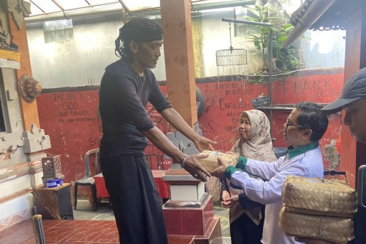 الإسلام في بالي يعيش مرة أخرى تقليد تناول لحوم الأضاحي