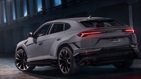 Lamborghini Take Care Of Hybrids Coming In 2024 Before EV Presence In 2029