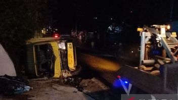 Insiden Nahas di Jalur Puncak Cianjur, Truk Hilang Kendali Hantam Kendaraan Bermotor, 4 Orang Tewas di Tempat