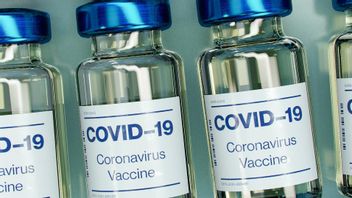 美国的目标是到2月底使1亿人接种COVID-19