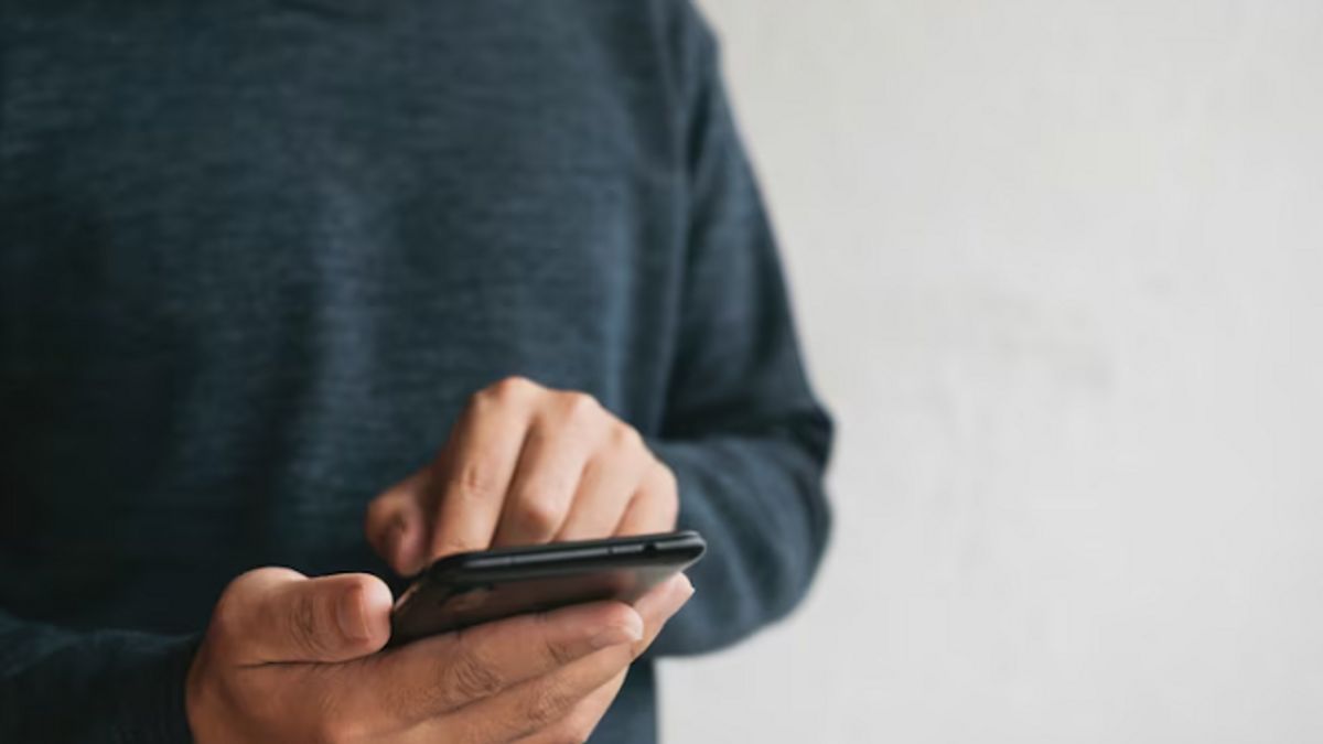 5 Penyebab Sering Gelisah Saat Tak Memegang HP, Begini Cara Mengatasinya