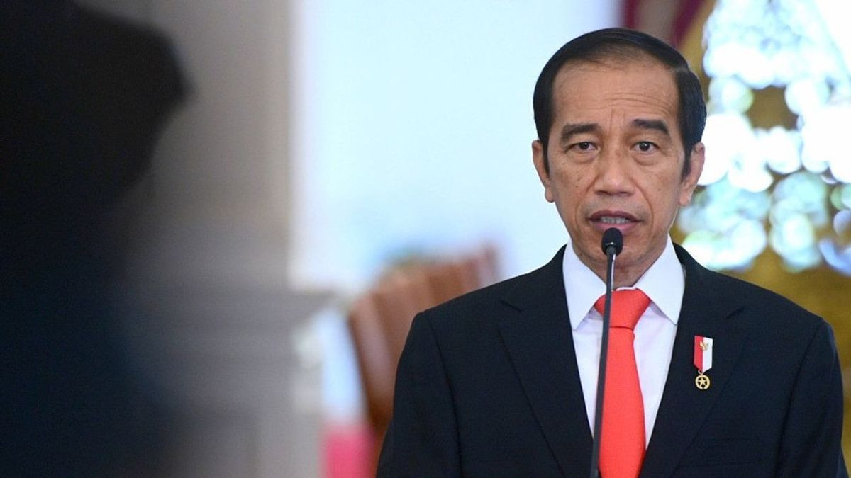 Jokowi Orders The Regent To Guard The COVID-19 Vaccination Program