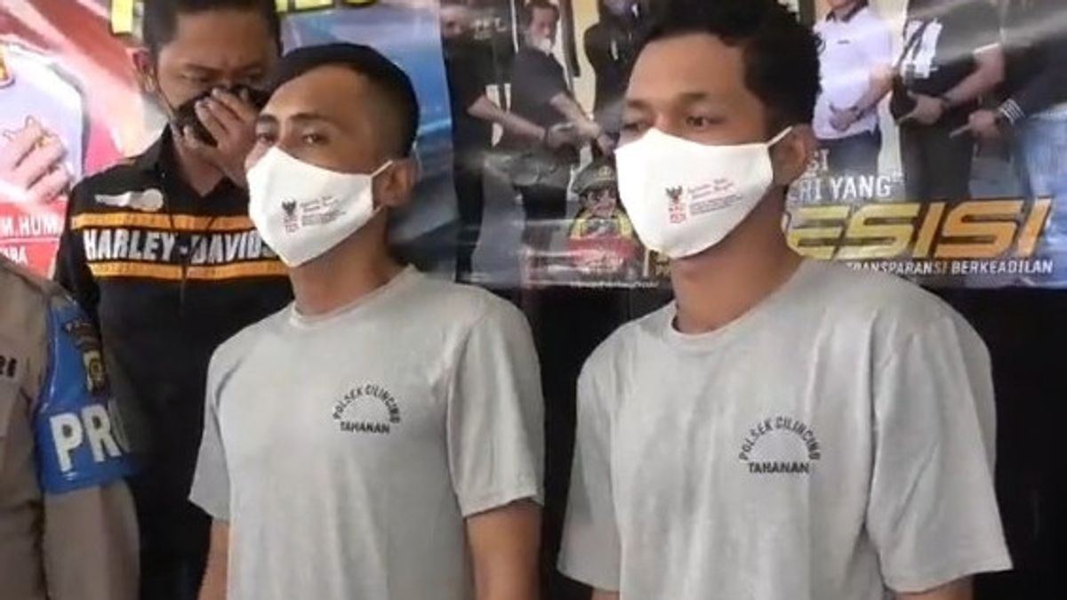 Here It Is, Two Truck Drivers In Cilincing Who Get Rp1 Million Per Day