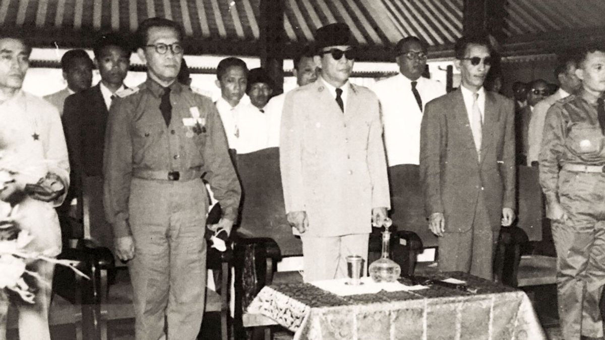 ジョグジャカルタのスルタンは、1945年9月5日、歴史の中でインドネシア共和国の一部に正式に就任しました