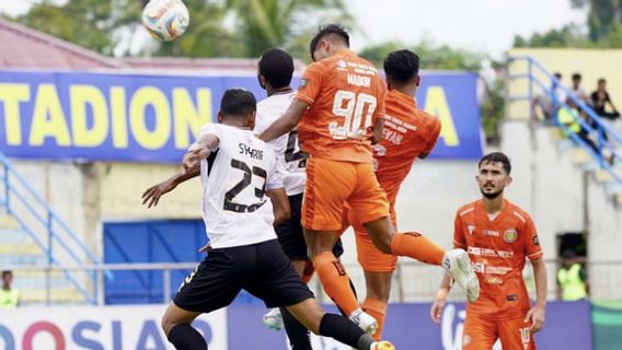 西甲联赛2 Persiraja vs Malut United 第三名的争夺因混乱而