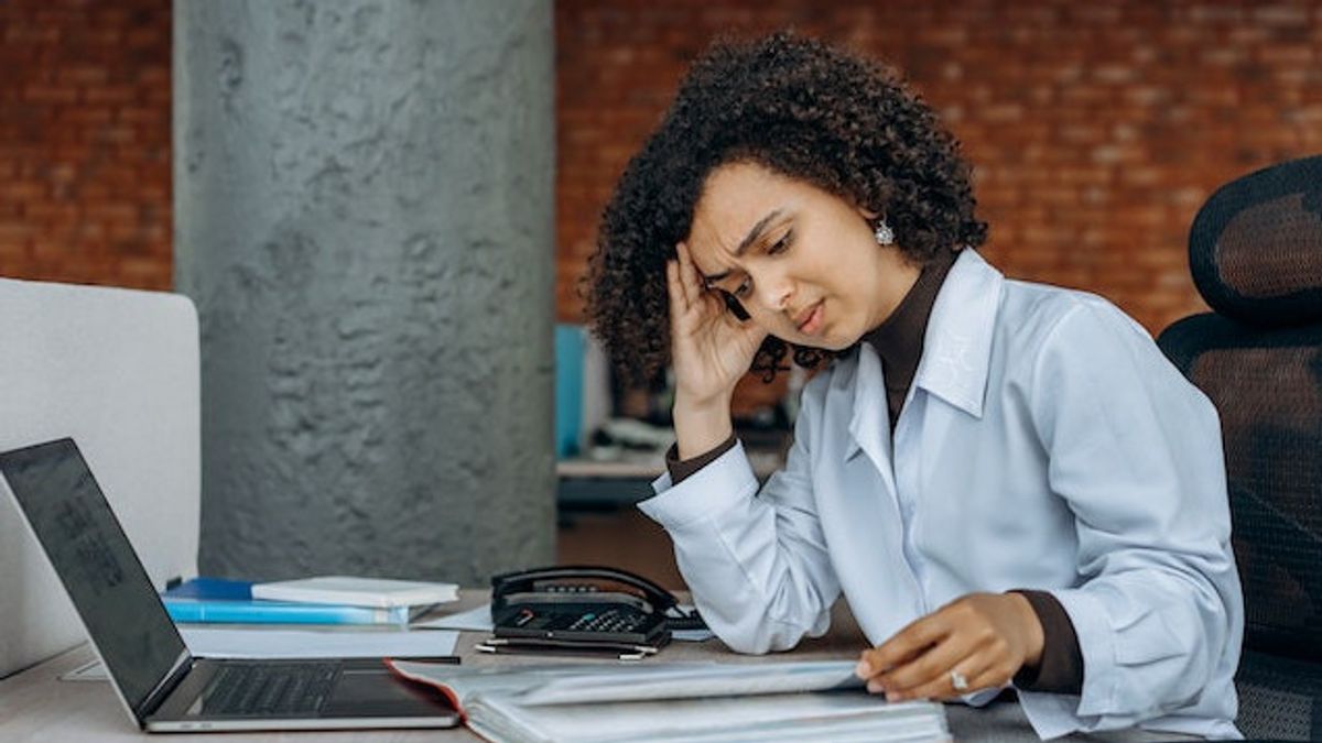 Stres Melanda di Tempat Kerja, Begini 6 Tips Mengatasinya