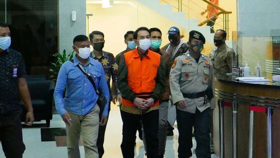 Berpengaruh Buruk Terhadap DPR dan Partai, MKD dan Golkar Diminta Cepat Tangani Kasus Azis Syamsuddin