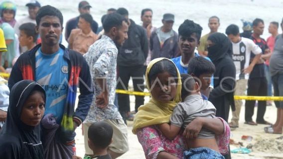 City Government Asks UNHCR To Move Rohingya Refugees From Sabang