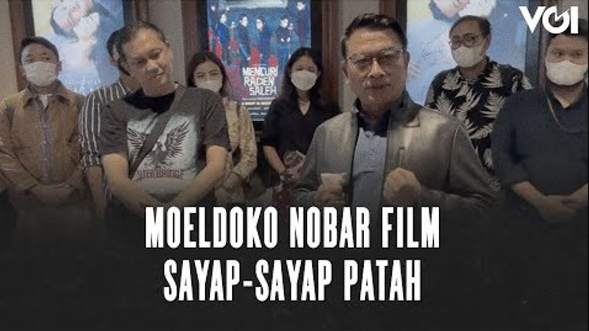 VIDEO: Moeldoko Nobar Film Sayap-Sayap Patah