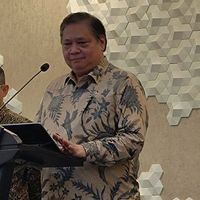 Airlangga Sebut Pelemahan Rupiah Dipicu Faktor Global dan Musiman