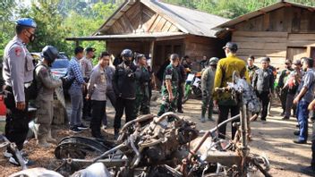 Kasus Pembakaran Rumah dan Kendaraan, Bupati Jember Minta Polisi dan TNI Perketat Keamanan Desa Mulyorejo 