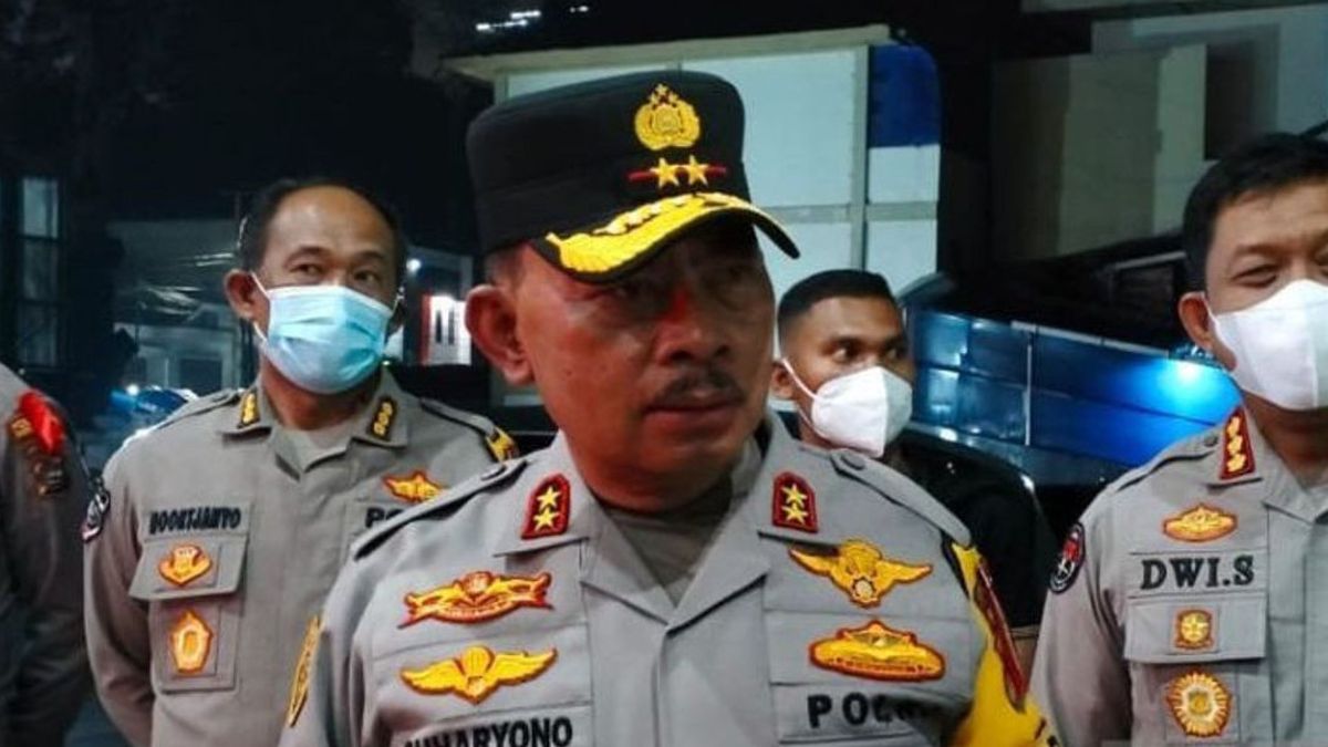 Niaient La persécution, le chef de la police de Sumatra occidental a déclaré blessé au corps d’Aafif Maulana parce qu’il a sauté depuis un pont