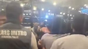 Polisi Sebut Pendemo yang Ditangkap di Mie Gacoan Telah Rusak Fasum di Slipi