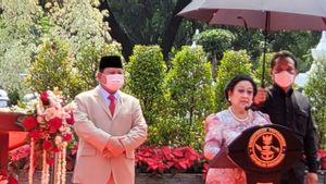 Bersama Prabowo, Megawati Resmikan Patung Bung Karno di Kementerian Pertahanan