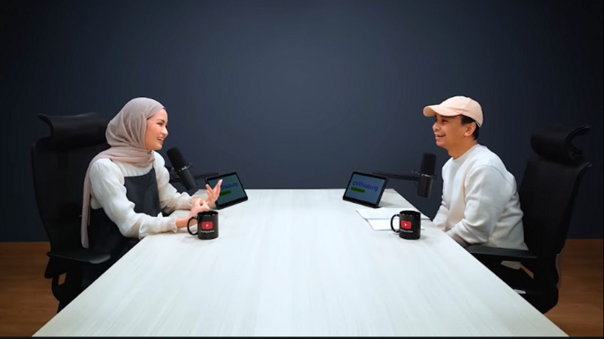 Raditya Dika Ungkap Gen Z Perlu Lebih Sadar Dalam Mengelola Keuangan di Era Digital