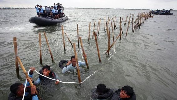 Mahfud MD Tantang Kejagung, Polri, atau KPK Usut Korupsi di Kasus Pagar Laut