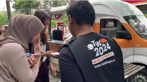Serap Isu Politik Jalanan, Mobil Ide Rakyat Jadi Tempat Curhat Pengunjung Blok M Jakarta