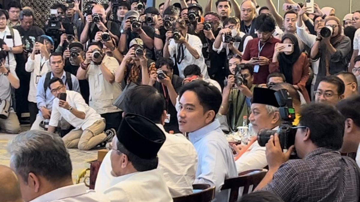 Gibran Suddenly Attended Ridwan Kamil-Suswono Declaration Event