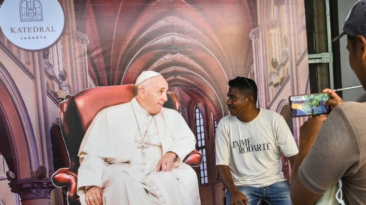 Le pape François n'a pas assisté au commis mais beaucoup d'internautes ont été interrogés