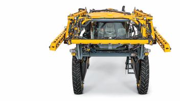 Deere Starts Selling Autonomous Tractors, Farming Now Becomes Easier