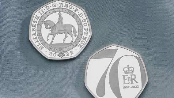 Pour Commémorer Le Jubilé De Platine, La Monnaie Royale Lance Une Pièce De 70 Ans De Règne De La Reine Elizabeth II