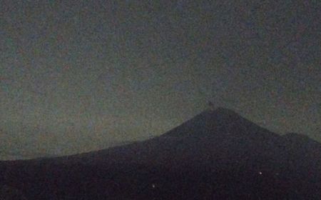 Gunung Semeru Erupsi dengan Letusan Setinggi 500 Meter