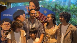 ドウィ・サソノは子供たちと一緒に撮影できてうれしいです、ウィディ・ムリアはスーパーアイリットファミリーで快適に働く