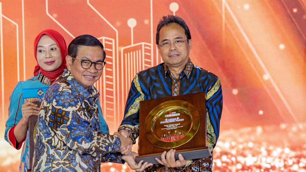 Bank Jakarta Sabet 3 Penghargaan Digitalisasi Pasar Tradisional 