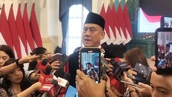 替换安瓦尔·乌斯曼成为新的MK法官，Liliek Prisbawono承诺维护宪法