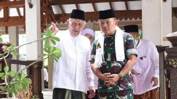 Army Chief Of Staff, General Dudung, Made A Pilgrimage To Gus Dur's Grave: My Dream Since The First