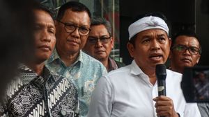 Gubernur Jabar Dedi Mulyadi Tutup Tambang di Lereng Gunung Mulai Hari Ini