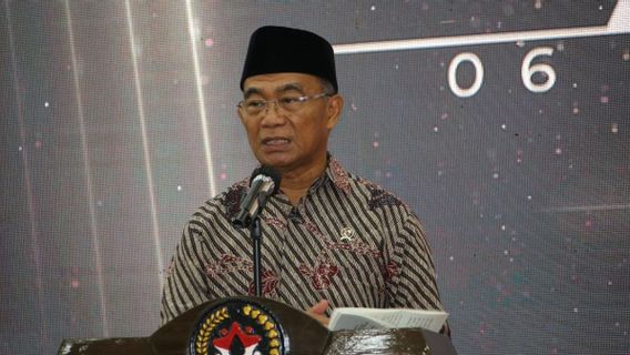 Coordinating Minister For Human Development And Culture Muhadjir Effendy Salah Calls December 26, 2022 Joint Leave, But...
