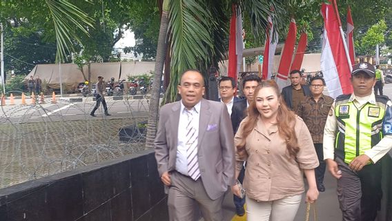 Lisa Mariana Admits Receiving Flows Of Funds From Ridwan Kamil: 'Yes, I'm Making My Child'