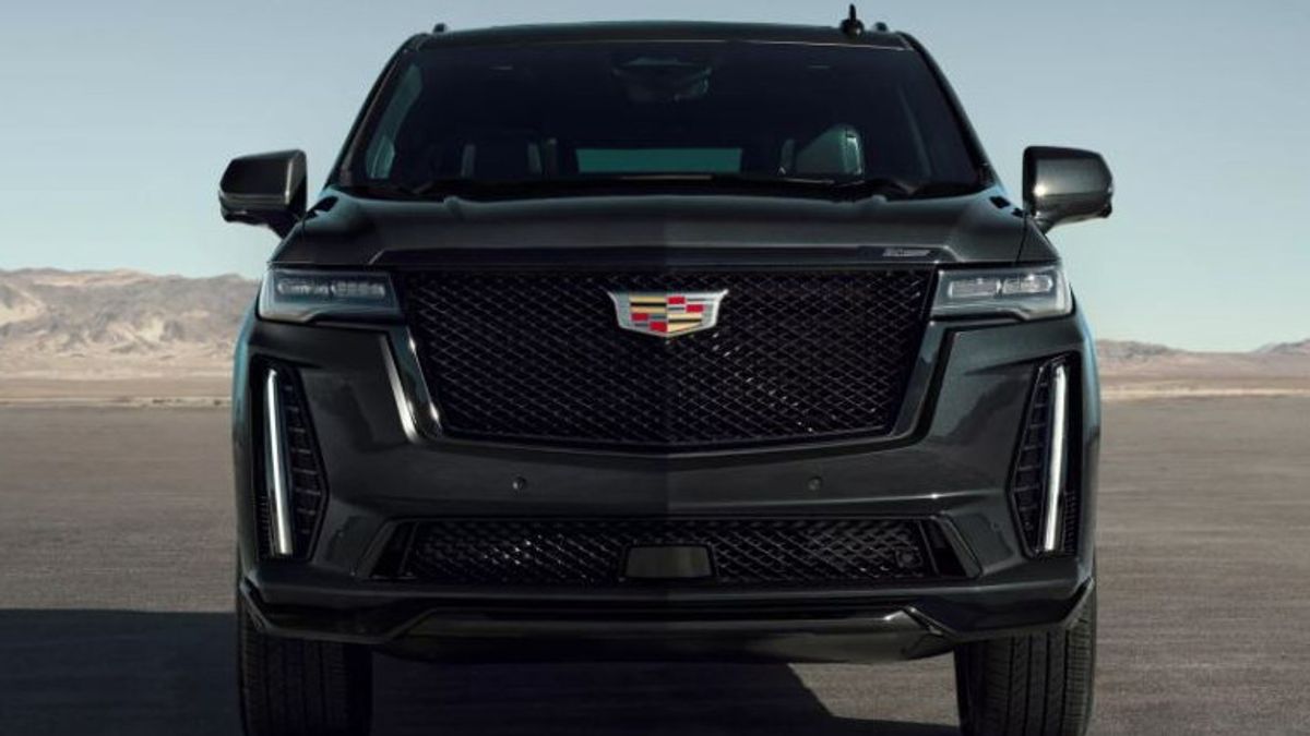Cadillac Celebrates 20 Years Of Its High Performance Division With The Launch Of Escalade-V 2024