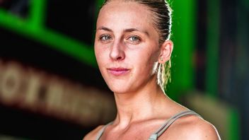داكوتا ديشيفا ، مقاتلة MMA التي حققت حلم الانضمام إلى PFL بعد تدريب الشباب فقط في صالة الألعاب الرياضية الخاصة بوالدتها