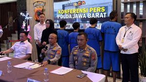 ronyme : la police arrête 4 suspects de journée de travail à Bandung, conduisant à Kanam Molotov