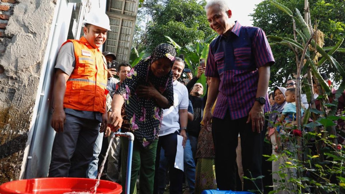 Press Extreme Poverty, Ganjar Helps The Drinking Water Supply System In Pemalang