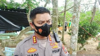 عائلة ريجنت لانغكات مانغكير من نداء شرطة سومطرة الشمالية في قضية قذائف بشرية