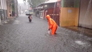 Jakarta Hujan Sejak Sore, 35 RT Terendam Banjir