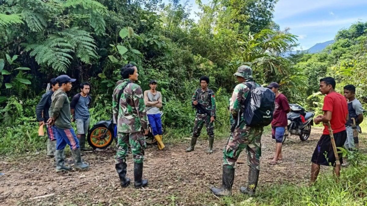 TNI's Story Infiltrating Poso MIT Hideout And Shooting Dead 2 Suspected Terrorists