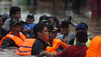 The Need For Preparedness After Early Warning For Flood Alert From BMKG