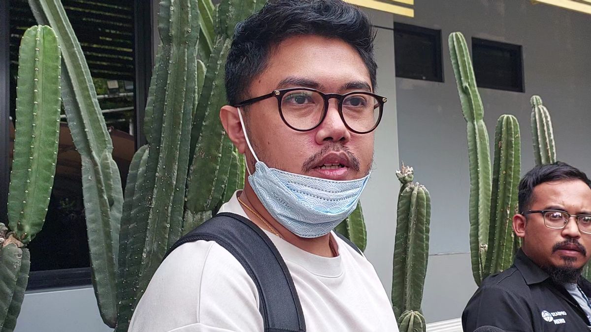 Angger Dimas admet qu’il n’est pas autorisé à rencontrer Yudha Arfandi