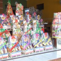 Nganter: A Typical Eid Tradition That Becomes The Antithesis Of Individualism Of The Jakarta People