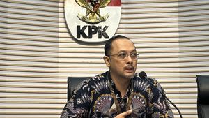 KPK透露了腐败总统社会援助善意的内容:有大米,食用油到饼干
