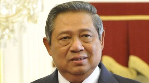 أجرى الرئيس SBY موكبا لزراعة الزهور في TMP Seroja ، تيمور الشرقية في ذكرى اليوم ، 25 أغسطس 2014